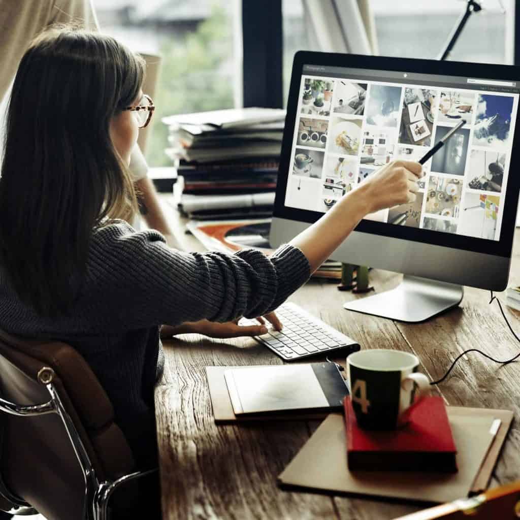 Shield4Cloud à Paris, entreprise de développement web et mobile sur-mesure, gagnez en efficacité et productivité avec des solutions numériques 100% adaptées